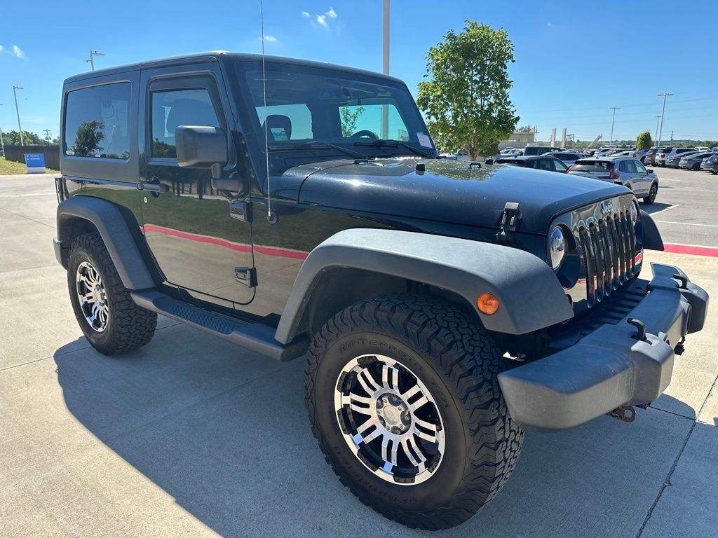 Thumbnail: 2016 Jeep Wrangler - 2