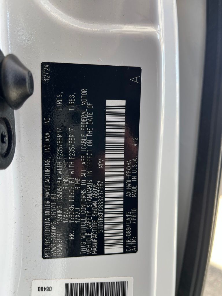 Thumbnail: 2025 Toyota Sienna - 11