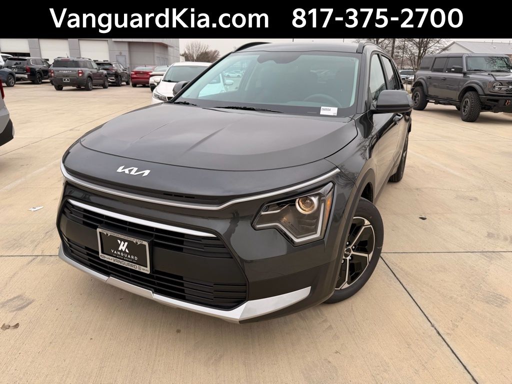 Interstellar Gray 2026 Kia Niro LX FWD SUV / Crossover Front-Wheel Drive 6-Speed Dual Clutch