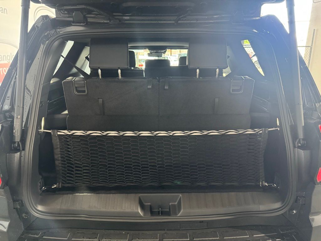 Thumbnail: 2025 Toyota 4Runner - 24