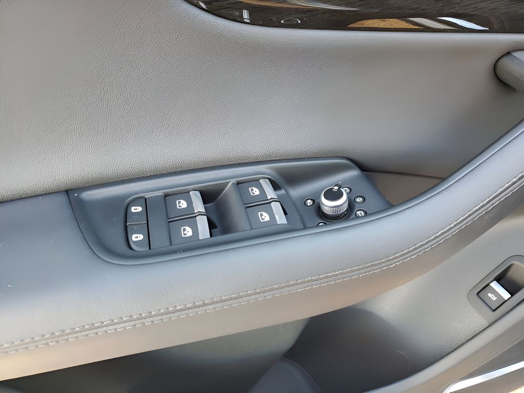 Used Car 2024 Audi Q7  55 Premium Plus For Sale Under $50,000 In Austin, Texas