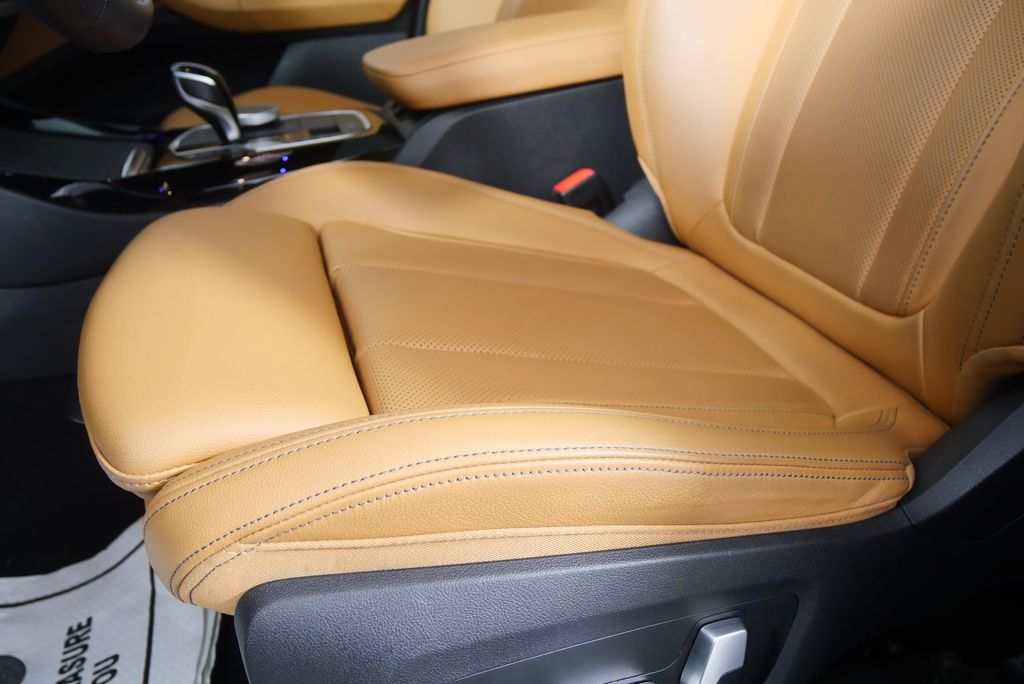 Thumbnail: 2022 BMW X3 - 10