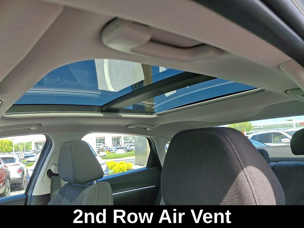 Thumbnail: 2023 Hyundai Sonata - 16