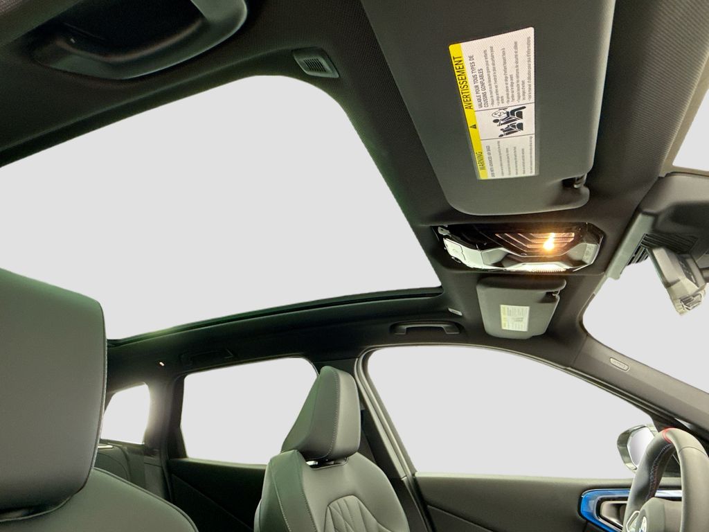 Thumbnail: 2026 BMW X3 - 17