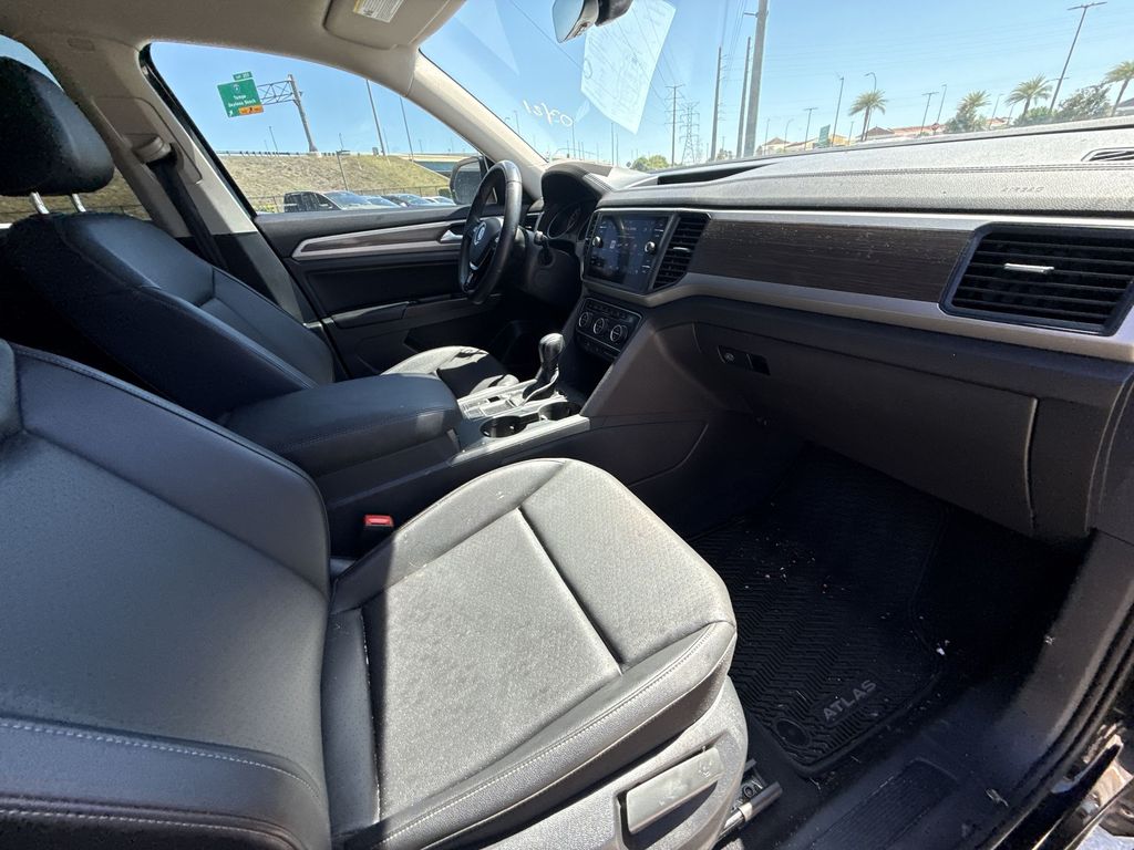 Thumbnail: 2020 Volkswagen Atlas - 15