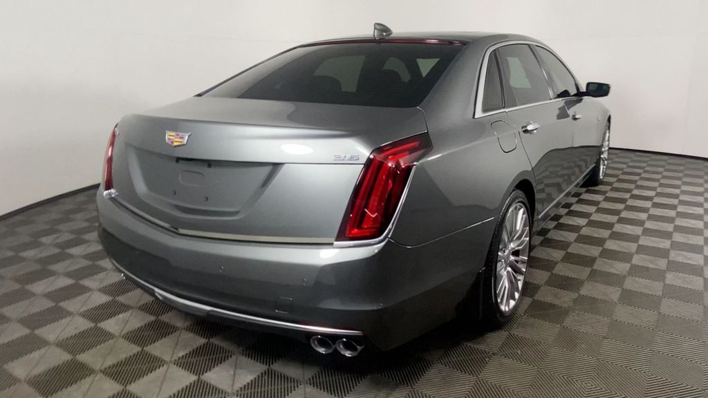 2017 Cadillac CT6 3.6L Luxury 8