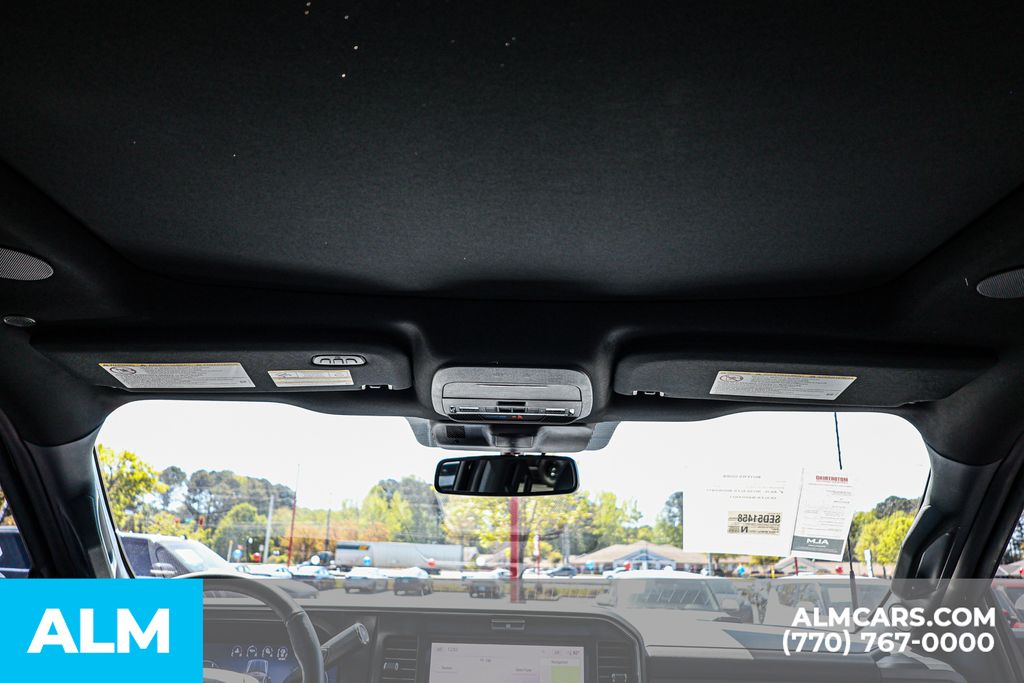 Used 2025 Black Ford Platinum image 60