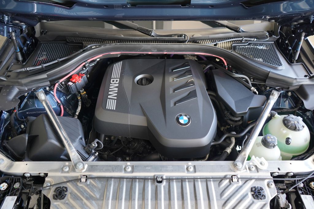 Thumbnail: 2026 BMW X3 - 21