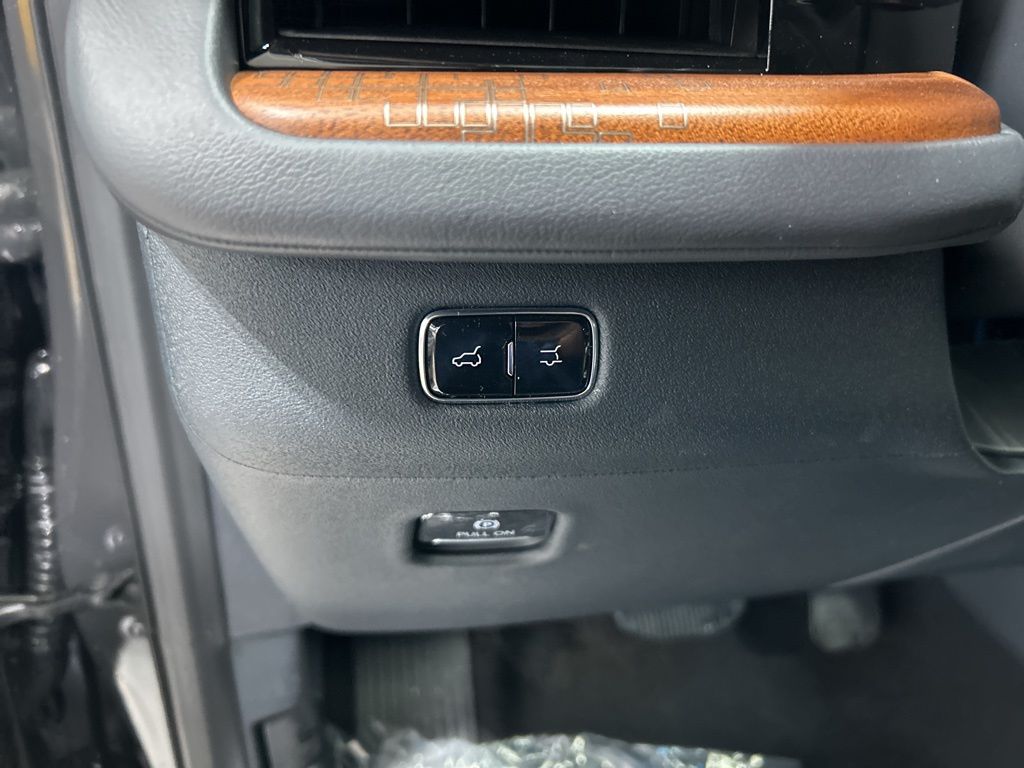 new 2026 Lincoln Navigator L car, priced at $128,975