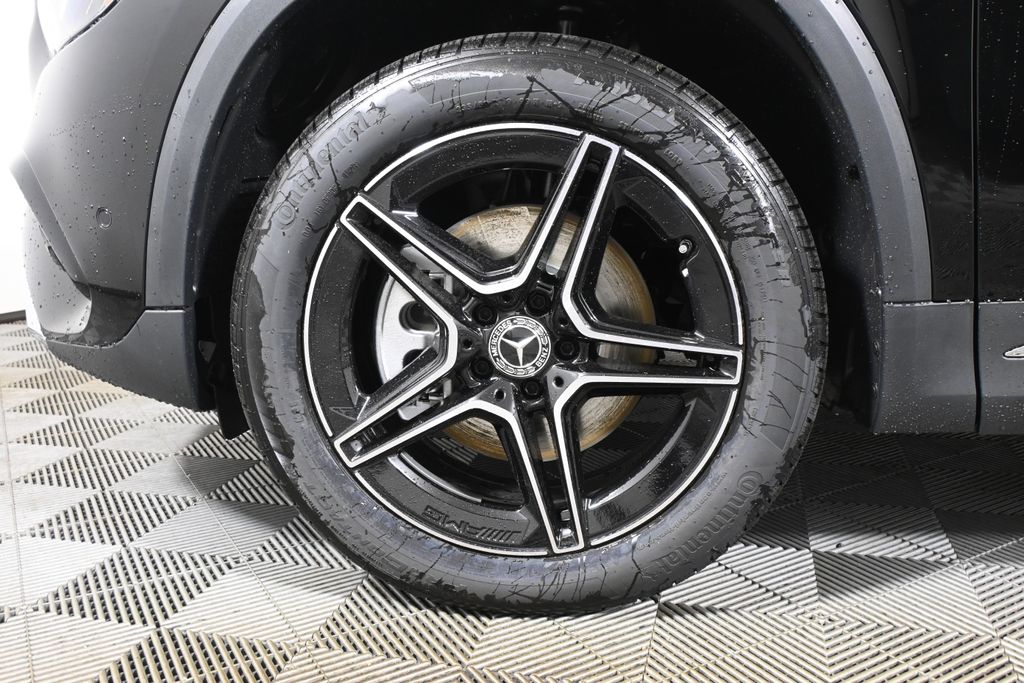 Thumbnail: 2026 Mercedes-Benz GLA - 12