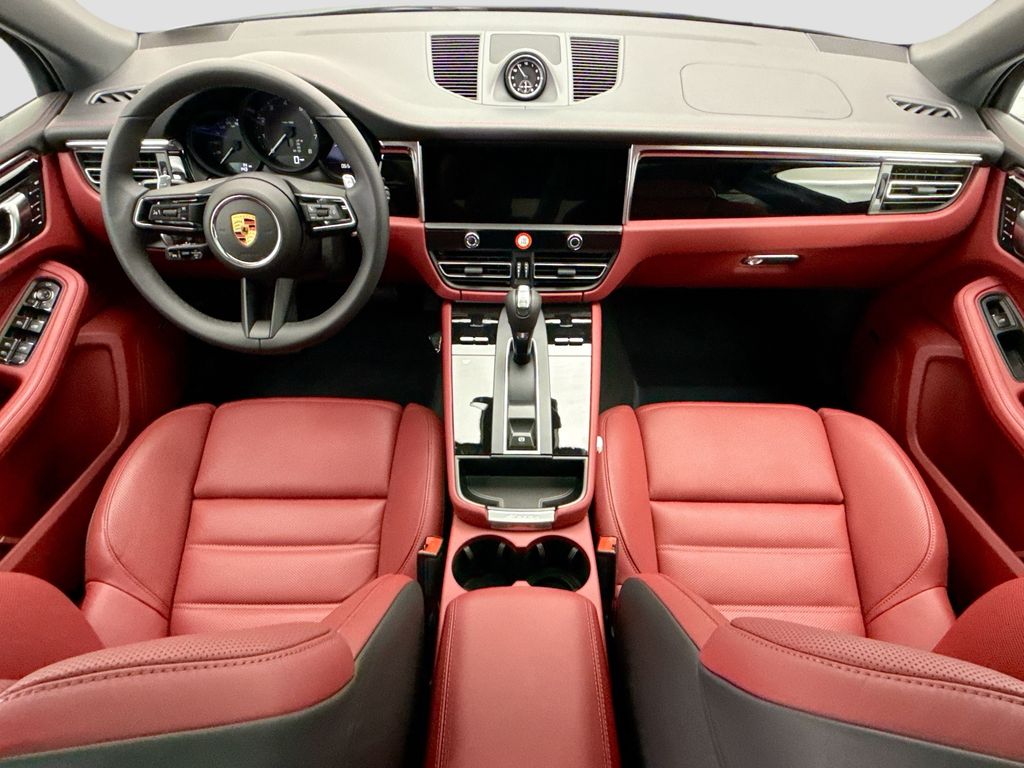 Thumbnail: 2026 Porsche Macan - 16