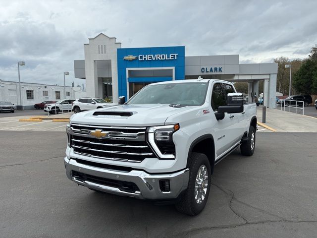 2025 Chevrolet Silverado 2500HD LTZ Crew Cab 4WD