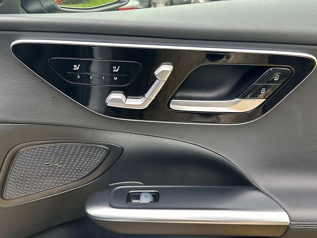 Thumbnail: 2024 Mercedes-Benz C-Class - 19