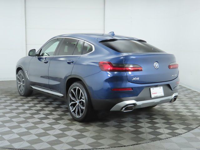 2022 BMW X4 xDrive30i 7
