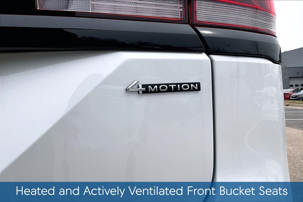 New 2026 White/off-white Volkswagen 2.0T Peak Edition image 9