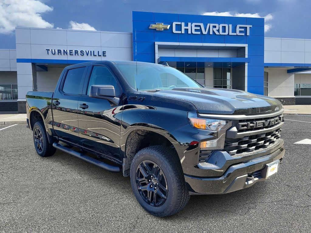 2024 Chevrolet Silverado 1500 Custom Trail Boss 2