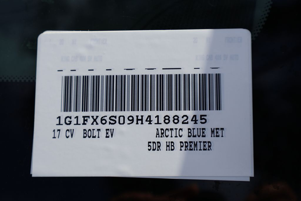 Thumbnail: 2017 Chevrolet Bolt EV - 7