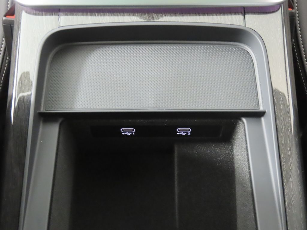 Thumbnail: 2026 Audi Q7 - 23