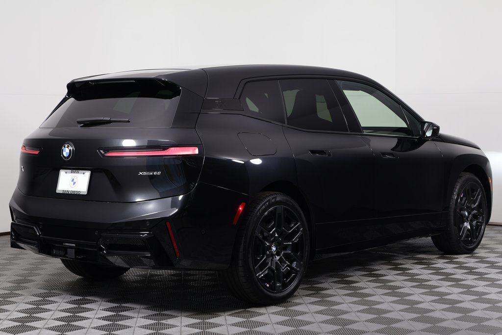 Thumbnail: 2026 BMW iX - 2