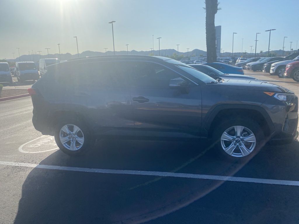 Thumbnail: 2021 Toyota RAV4 - 5