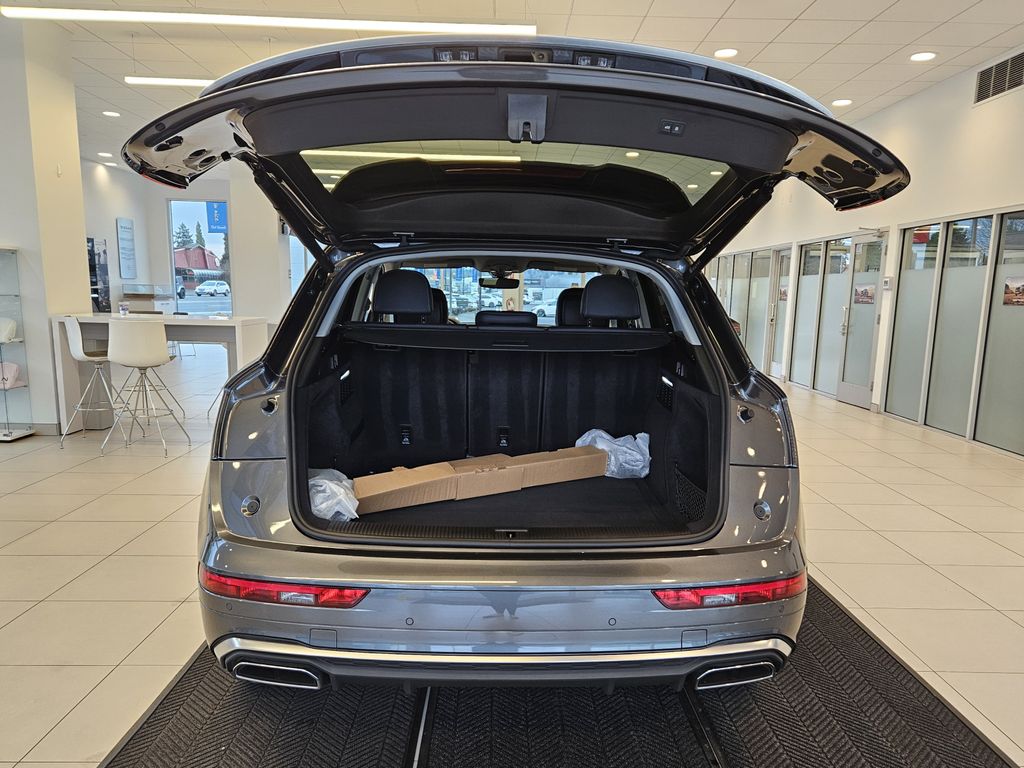 2023 Audi Q5 45 S line Premium