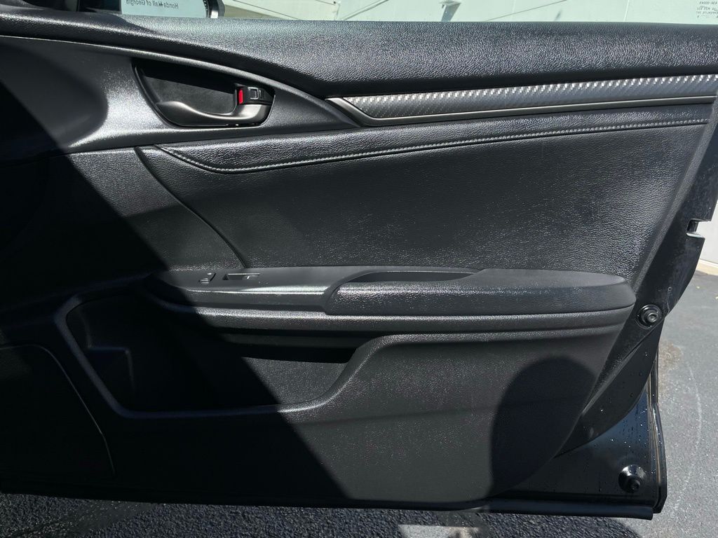 2018 Honda Civic Sport Touring 28