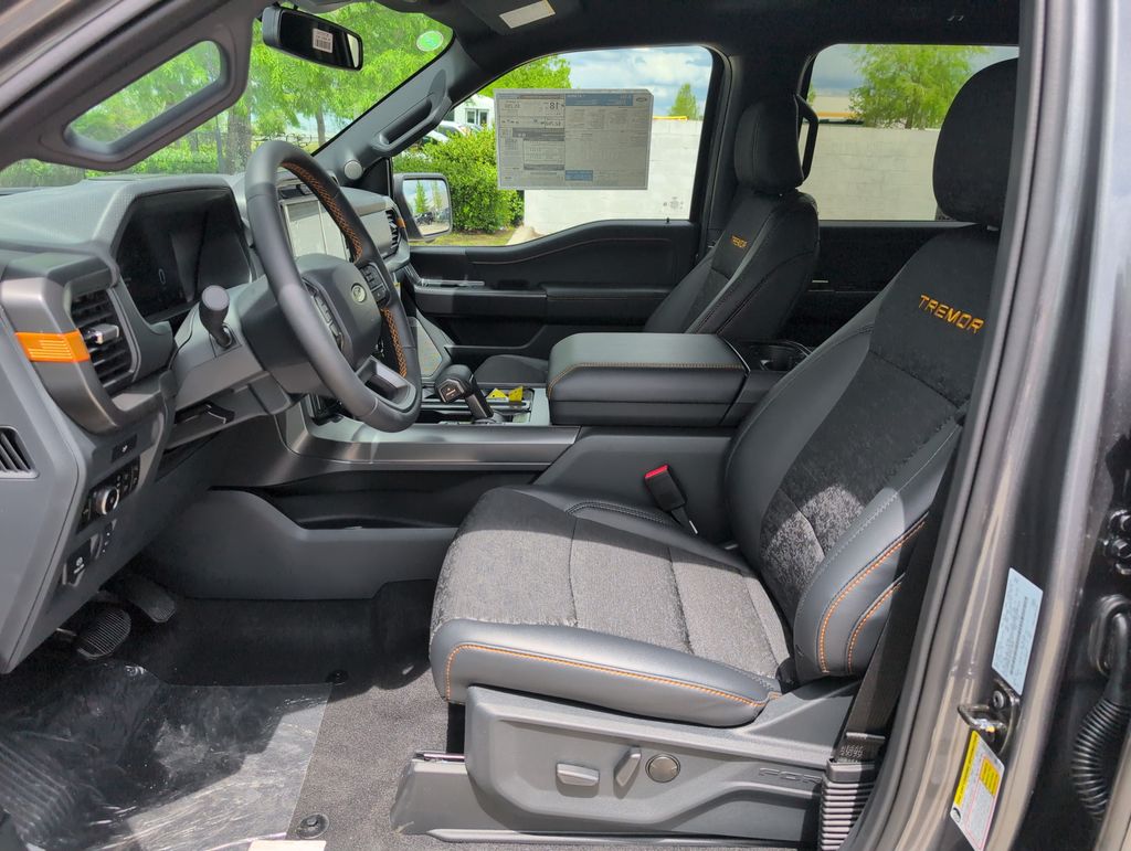 New 2026 Gray Ford Tremor image 5
