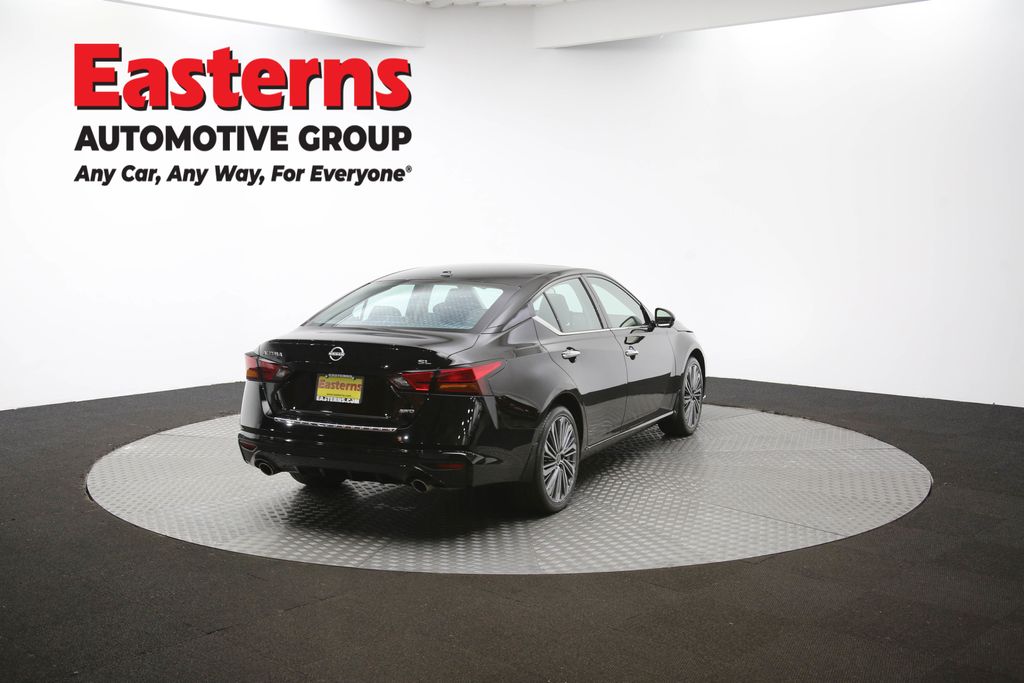 Used 2023 Black Nissan 2.5 SL image 39