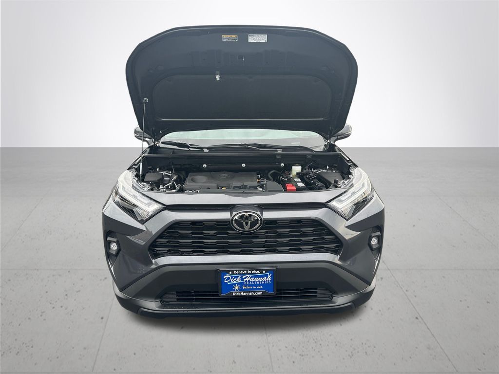 2025 Toyota RAV4 XLE Premium photo 3