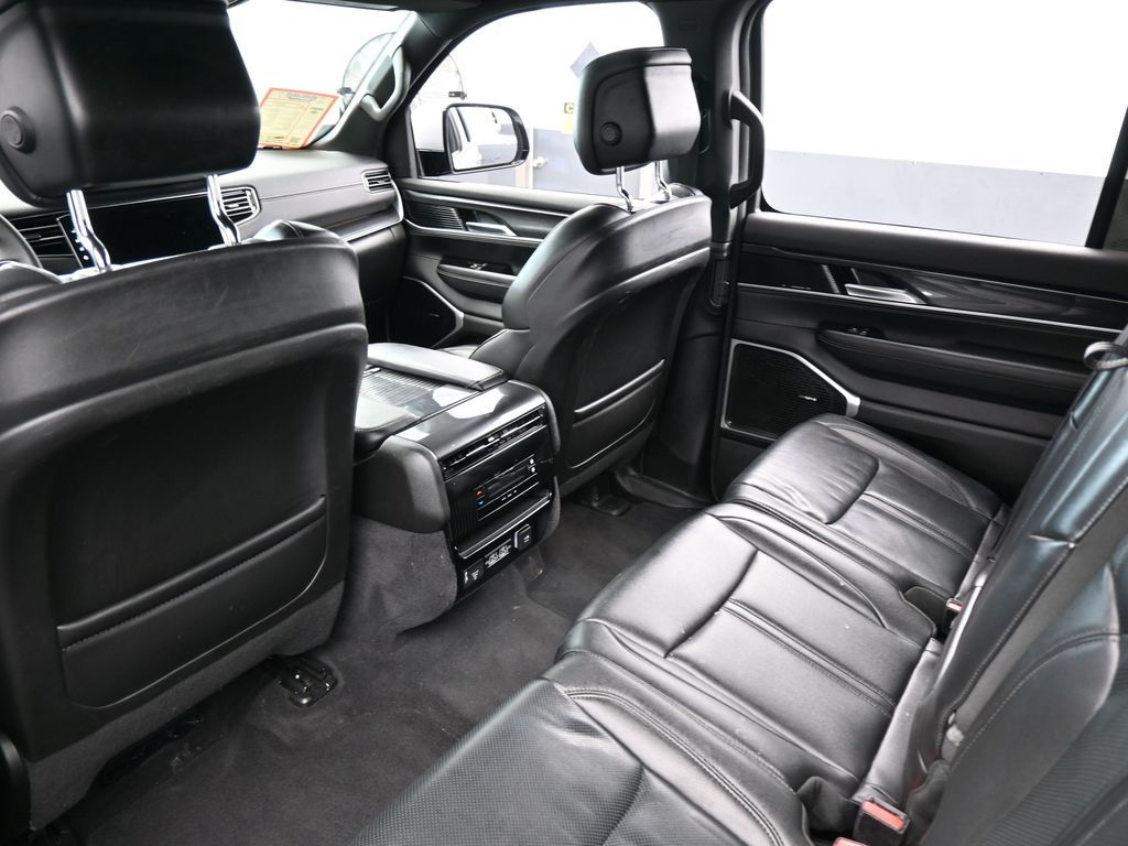 Used 2022 Silver Zynith Jeep Series I image 41