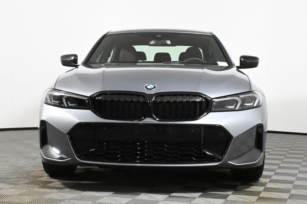 Thumbnail: 2026 BMW 3 Series - 10