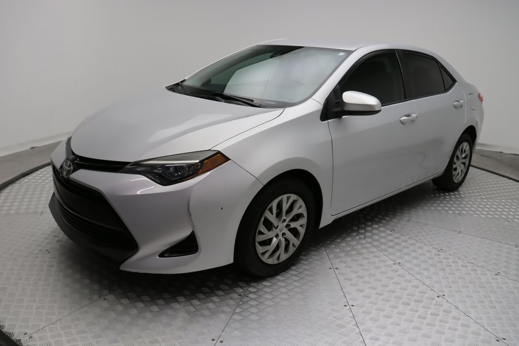 2019 Toyota Corolla LE Hero Image