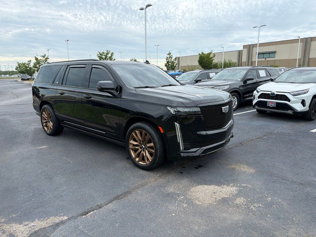  2022 Cadillac Escalade ESV Sport 4WD   