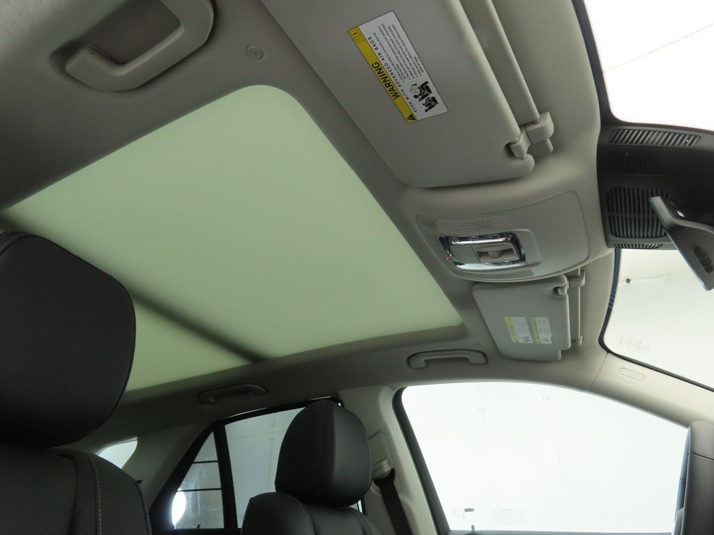 Thumbnail: 2026 Mercedes-Benz GLE - 18