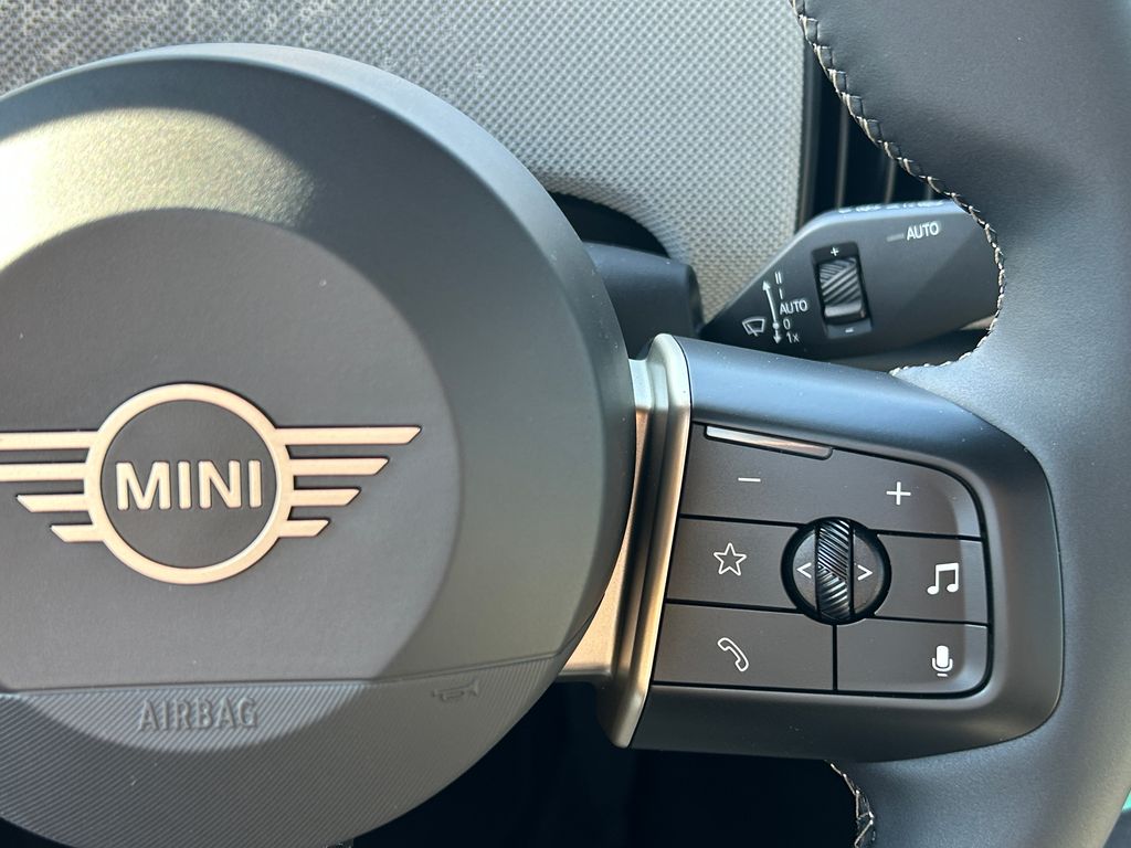 Thumbnail: 2026 MINI Cooper - 19