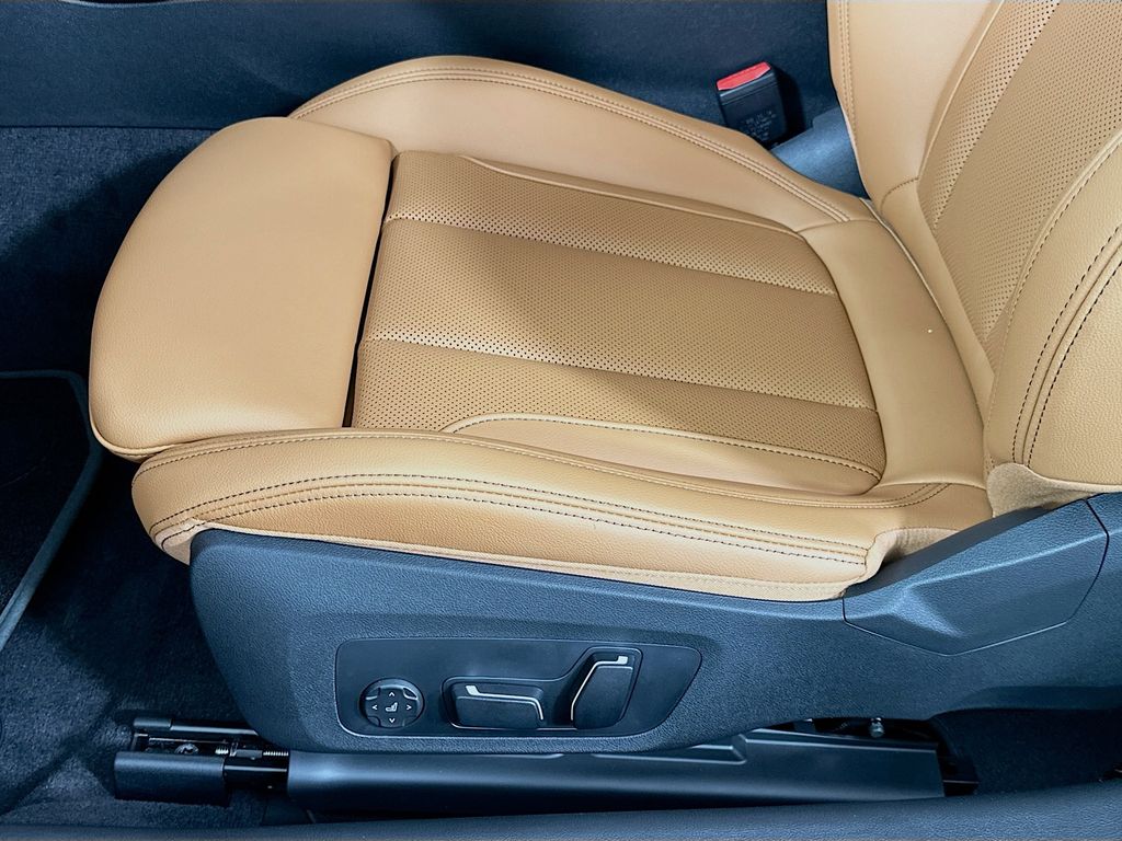 Thumbnail: 2026 BMW 4 Series - 21