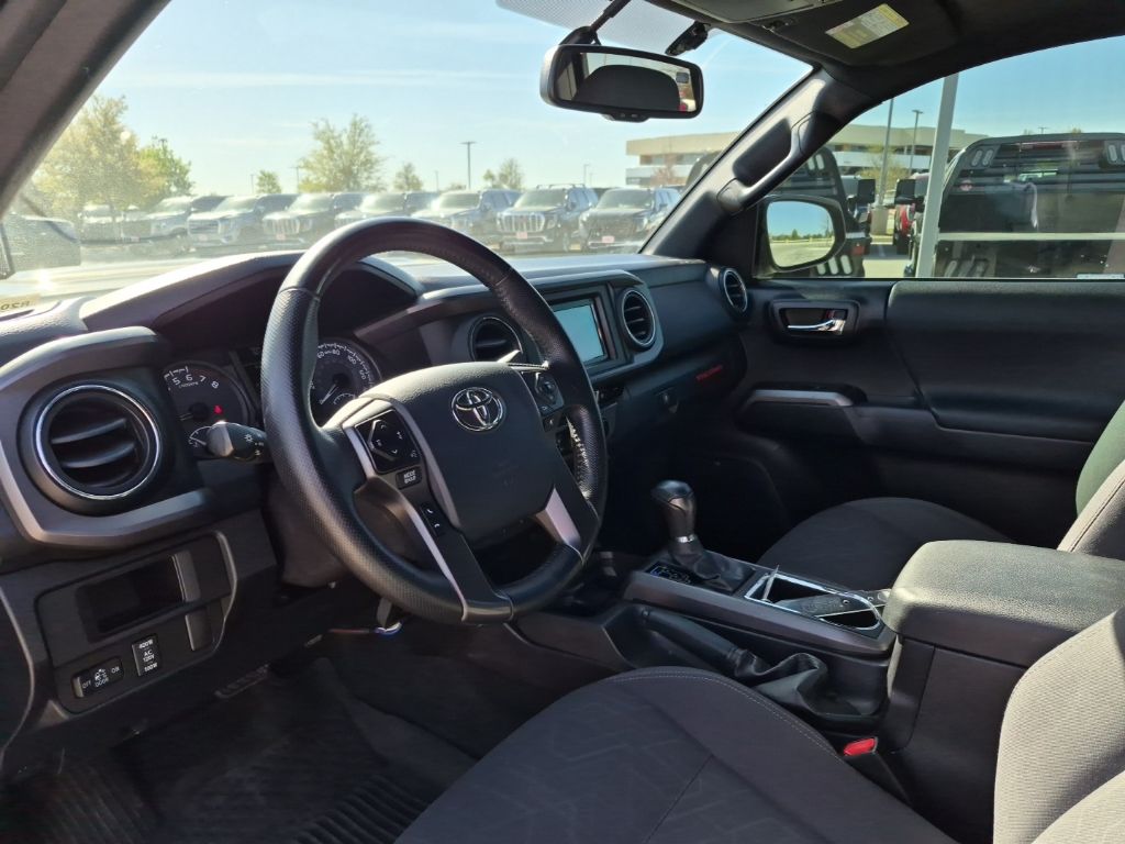 Used Car 2016 Toyota Tacoma  Trd Sport For Sale Under $30,000 In Austin, Texas