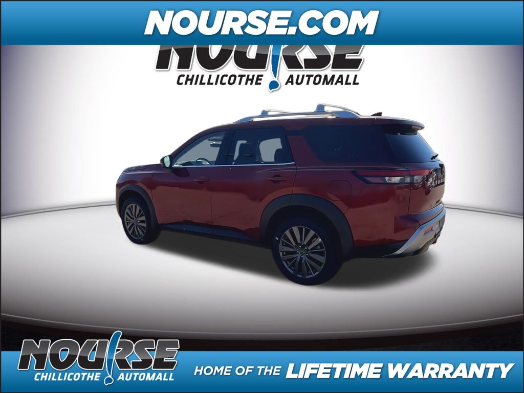 2025 Nissan Pathfinder SL photo