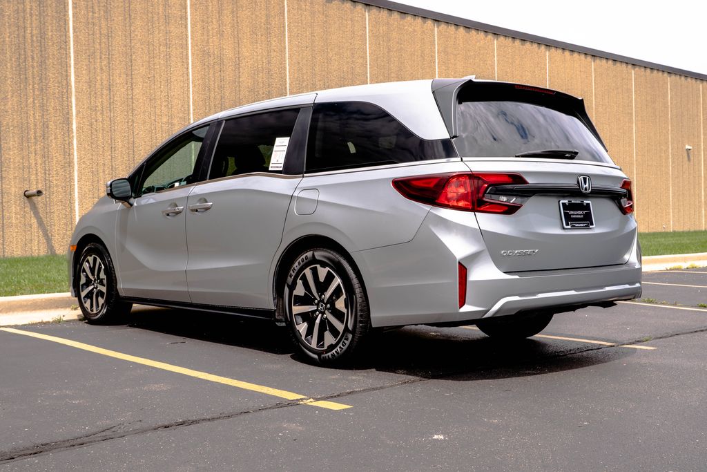 Used 2025 Honda Odyssey Van
