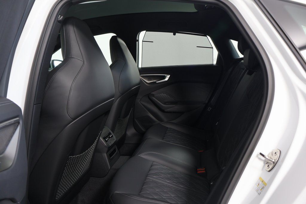 Thumbnail: 2025 Audi S5 - 6