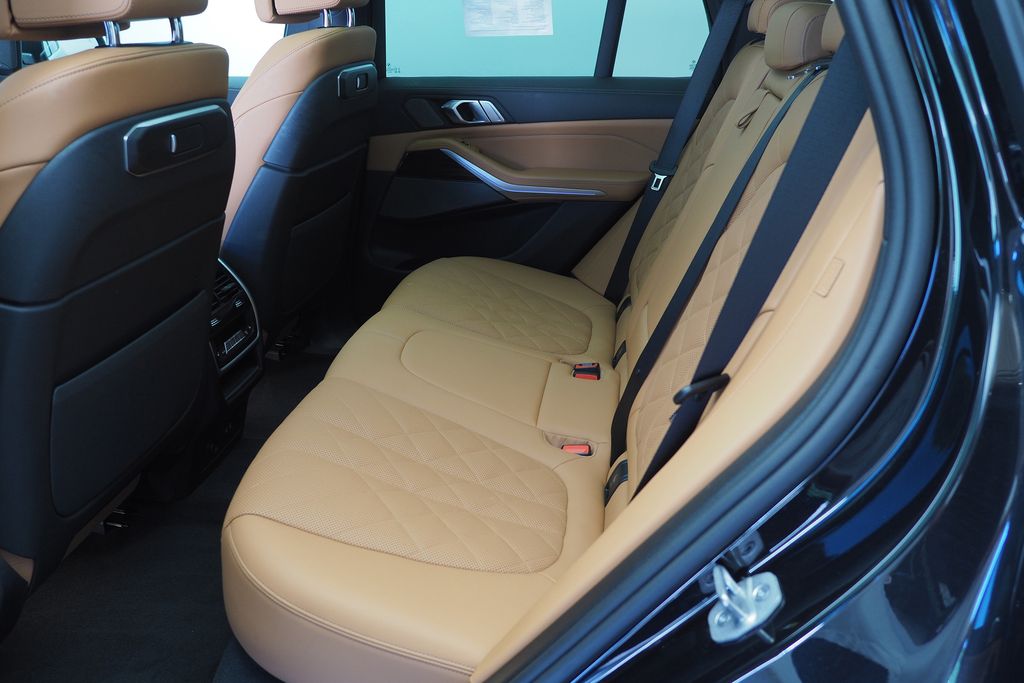 Thumbnail: 2026 BMW X5 - 20