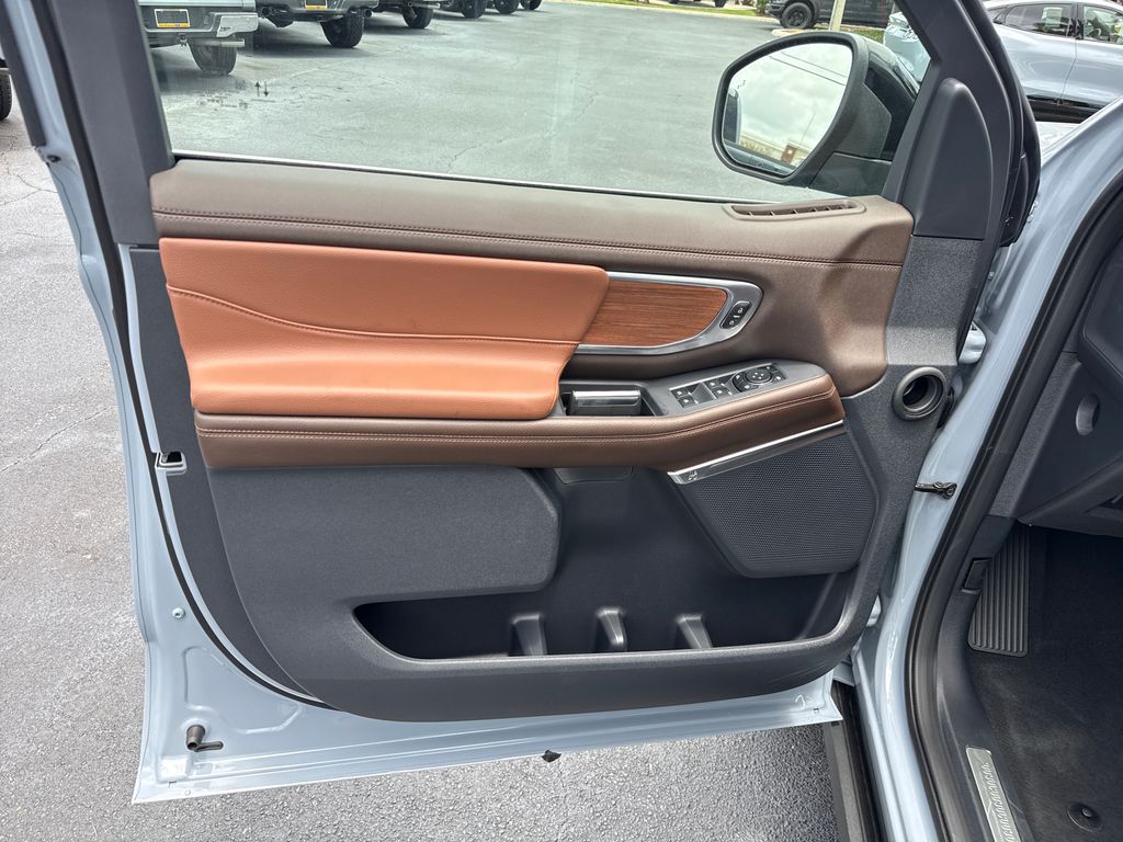 New 2026 Gray Ford King Ranch image 14