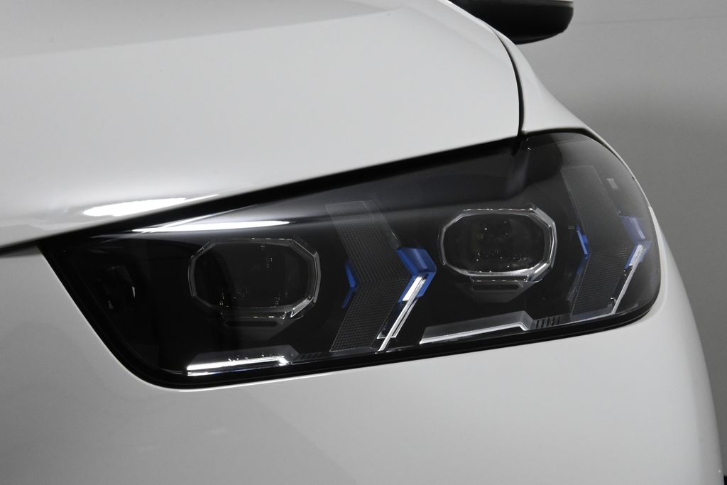 Thumbnail: 2026 BMW X5 - 11