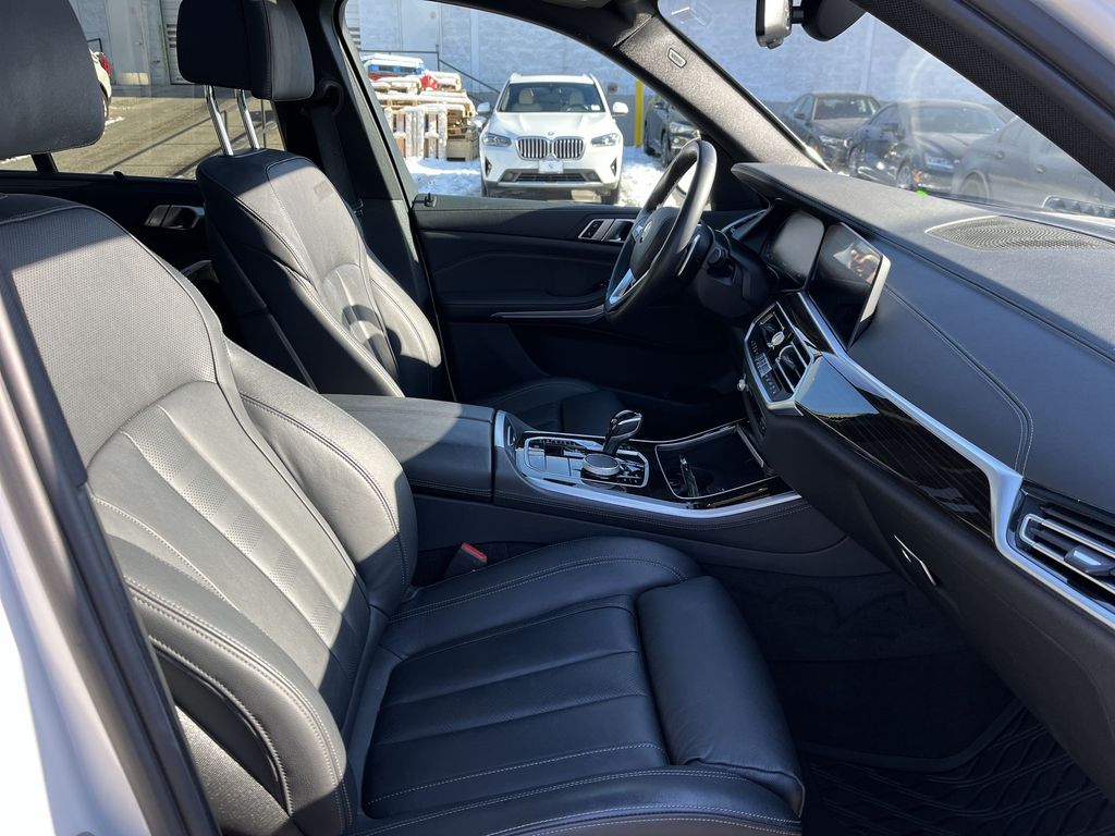 Thumbnail: 2020 BMW X5 - 26