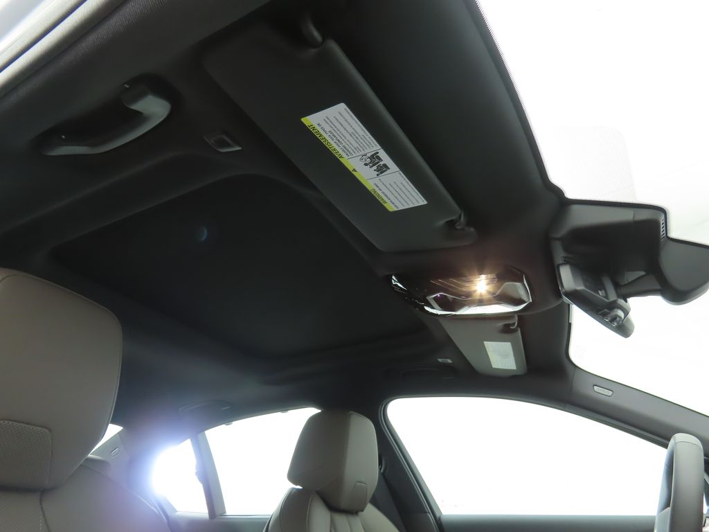 2025 BMW i5 eDrive40 18