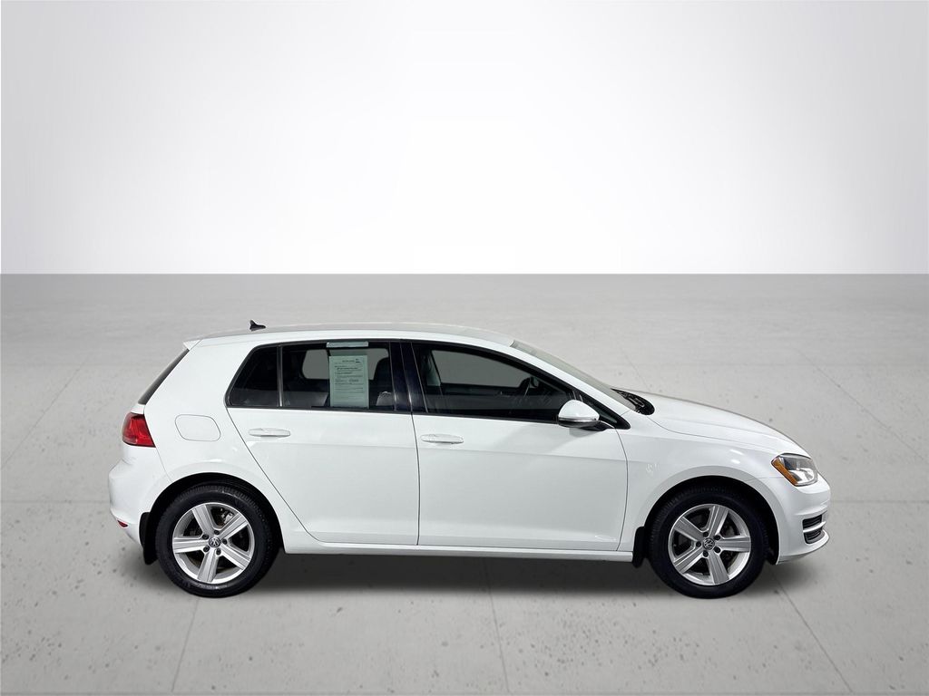 2015 Volkswagen Golf TDI S 4-Door