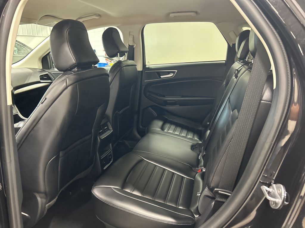 used 2024 Ford Edge car, priced at $29,837