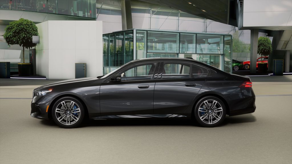 Thumbnail: 2026 BMW 5 Series - 31