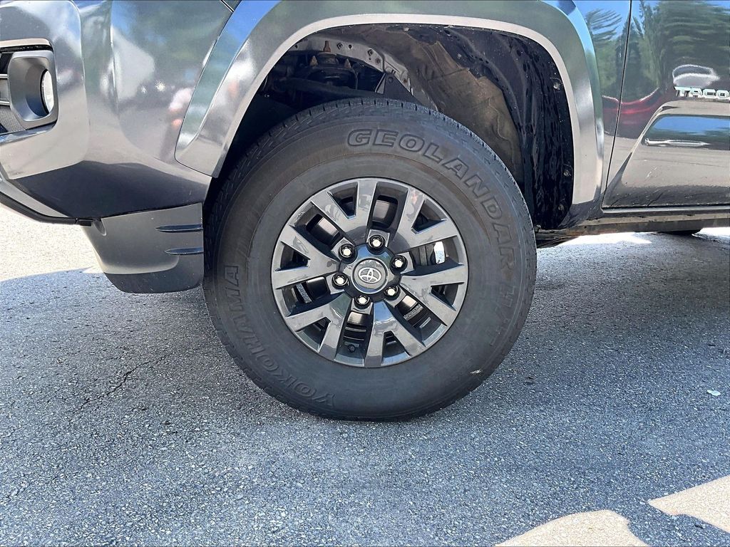 2023 Toyota Tacoma — photo 4
