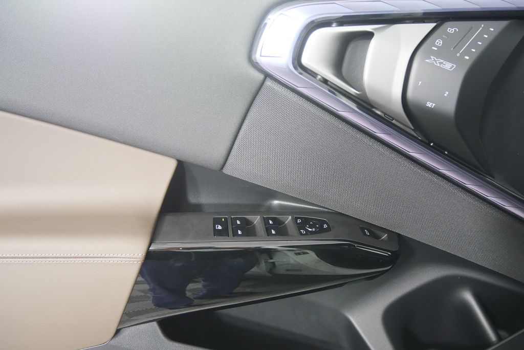 Thumbnail: 2026 BMW X3 - 9